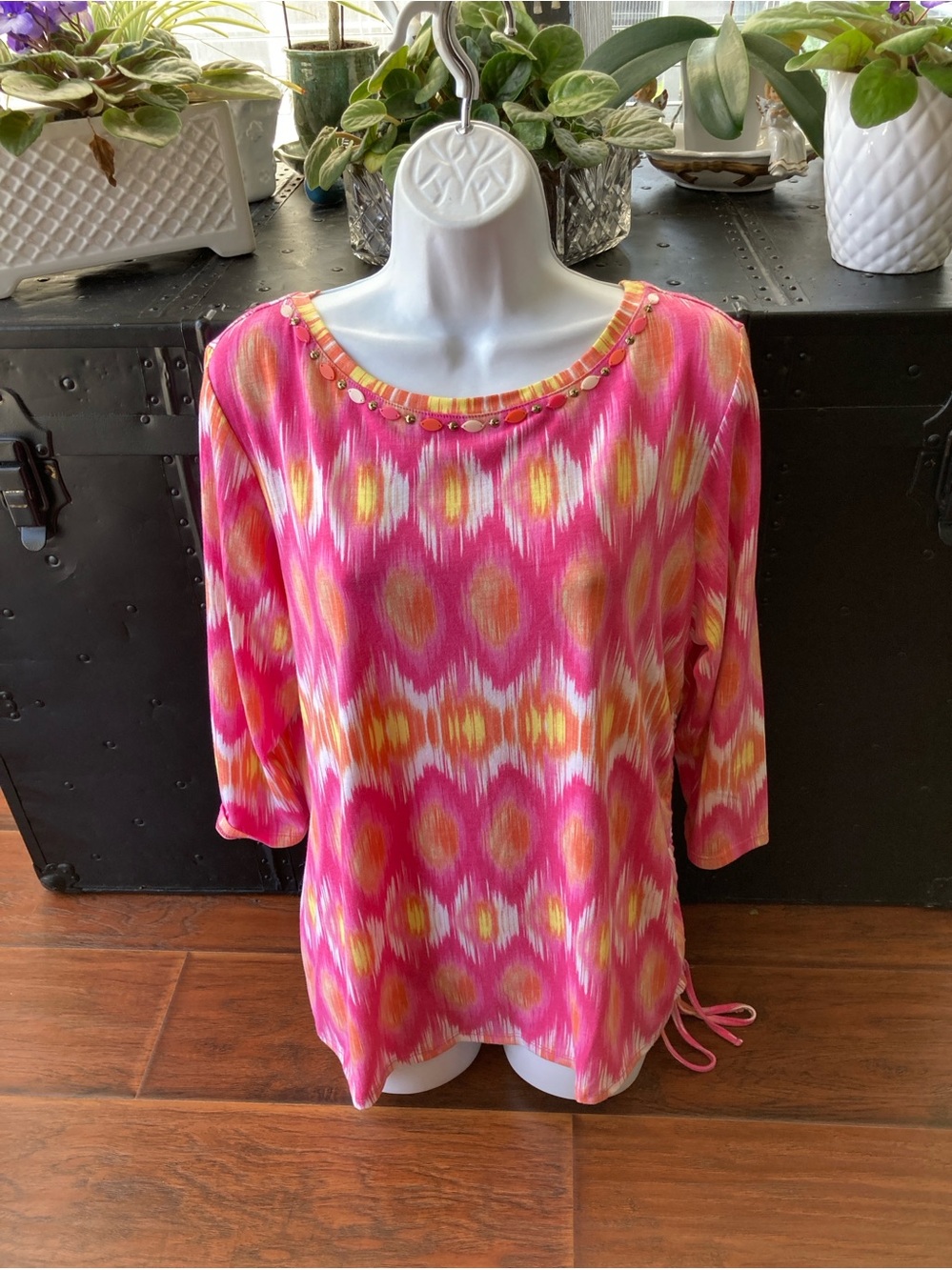Lara Lane Pink White Yellow 3/4 Top with Beaded Neckline X Large